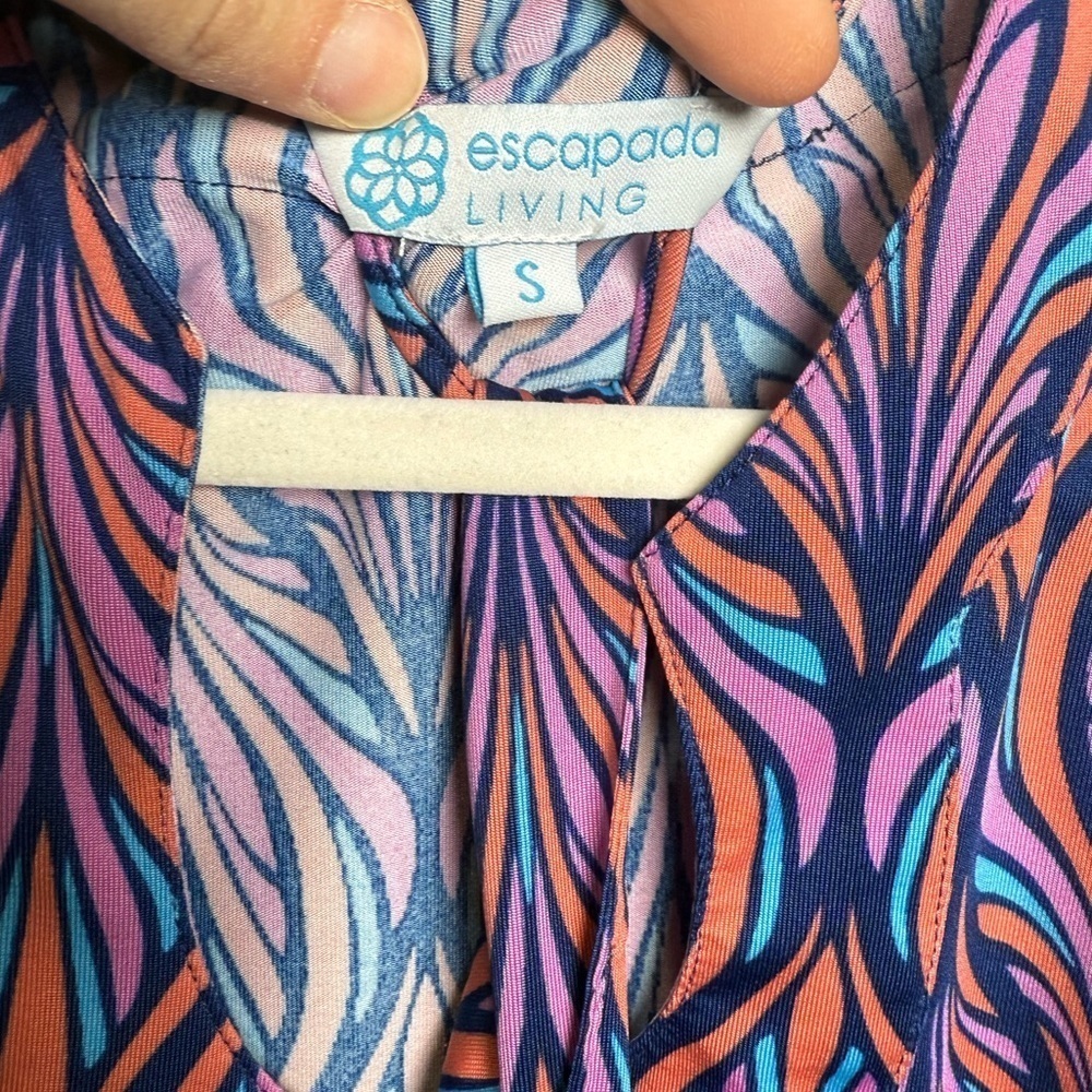 Escapada Living Tie-Waist Dress – Size Small, Vibrant Tropical Print - Picture 5 of 5
